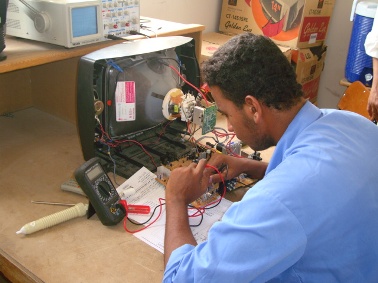 111111maahed-aalyaat-say-14.JPG