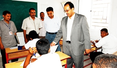 1governer_exams_standardschool.JPG
