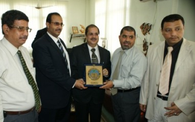mukalla_G_Sendia_gifts.JPG