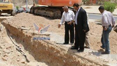 mukalla_G_check_flok_water.jpg