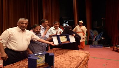 mukalla_mo3ageen_20130515.jpg
