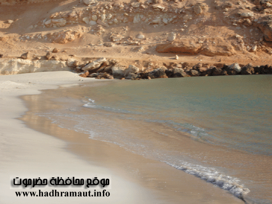 جمال وهدوء الساحل بشرمة 